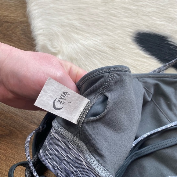 Zyia Active Luxe Strappy Sports Bra - Picture 6 of 6